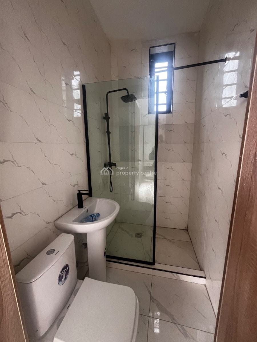 2 Bedroom Apartment, Ilasan, Lekki, Lagos, Flat / Apartment for Rent