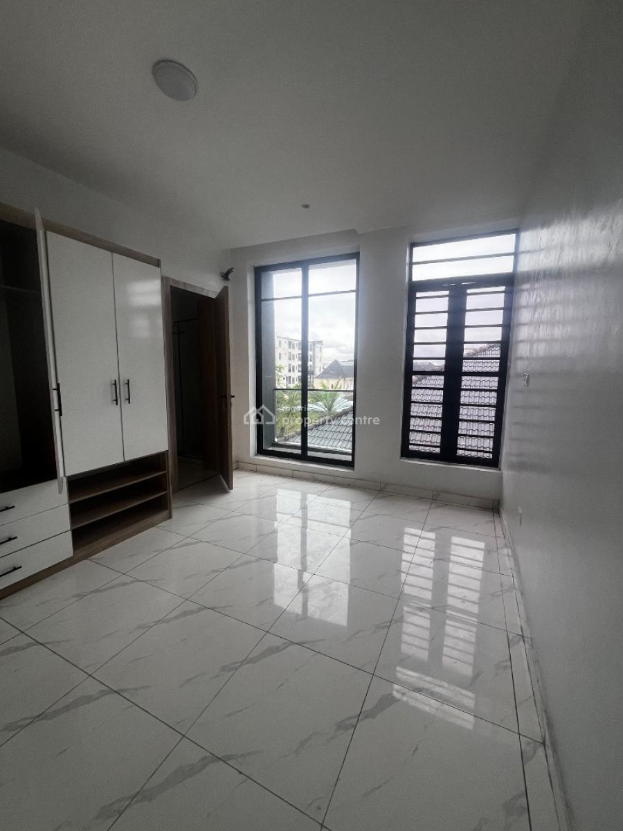 2 Bedroom Apartment, Ilasan, Lekki, Lagos, Flat / Apartment for Rent
