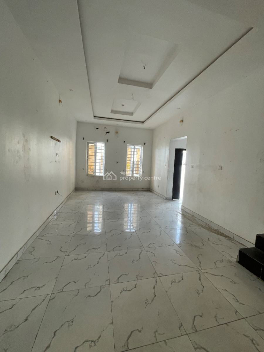a Spacious Parlor Space in a Shared Apartment, Mobil Road Ilaje Ajah, Lekki, Lagos, Self Contain (single Rooms) for Rent