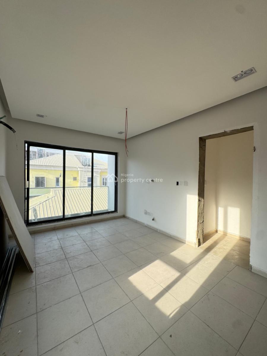 Spacious  2  Bedroom Apartments, Ologolo, Lekki, Lagos, Flat / Apartment for Sale