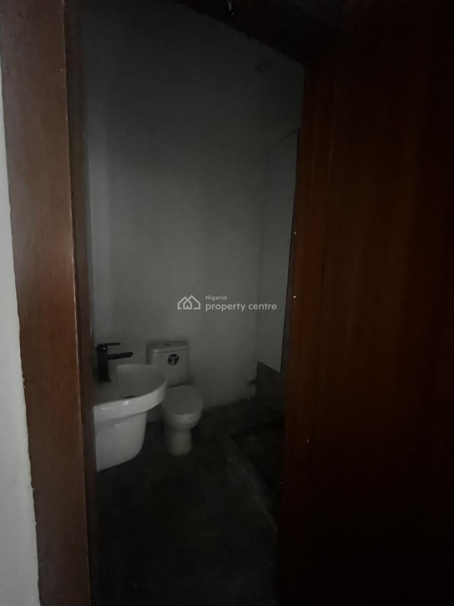 2 Bedroom Apartment, Ilasan, Lekki, Lagos, Flat / Apartment for Rent