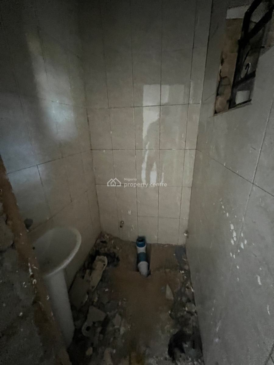 2 Bedroom, 34,magistrate, Court, Life Camp, Abuja, Flat / Apartment for Rent