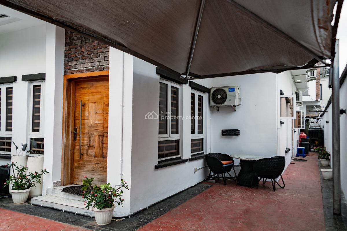 Well Maintained 4bedroom Semidetached House with Bq in Osapa, Osapa, Osapa, Lekki, Lagos, Semi-detached Duplex for Sale