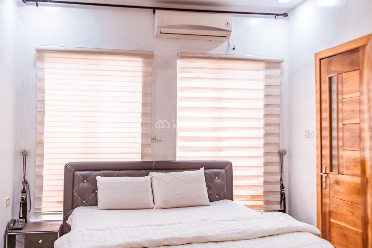Well Maintained 4bedroom Semidetached House with Bq in Osapa, Osapa, Osapa, Lekki, Lagos, Semi-detached Duplex for Sale