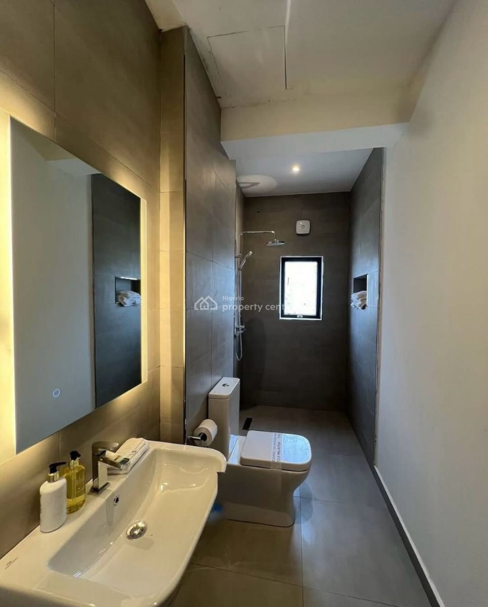 3 Bedroom Apartment with Bq, Lekki Phase 1, Lekki, Lagos, Flat / Apartment for Sale