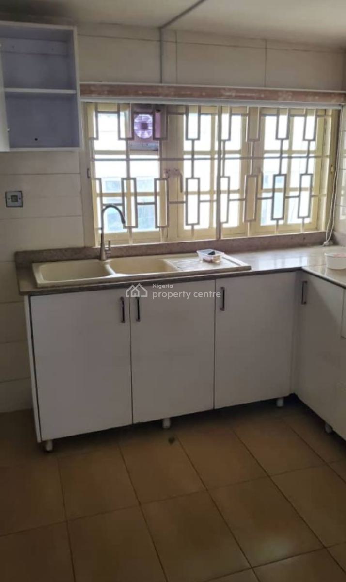 3 Bedroom Flat, Awushe Estate, Opebi, Ikeja, Lagos, Flat / Apartment for Rent
