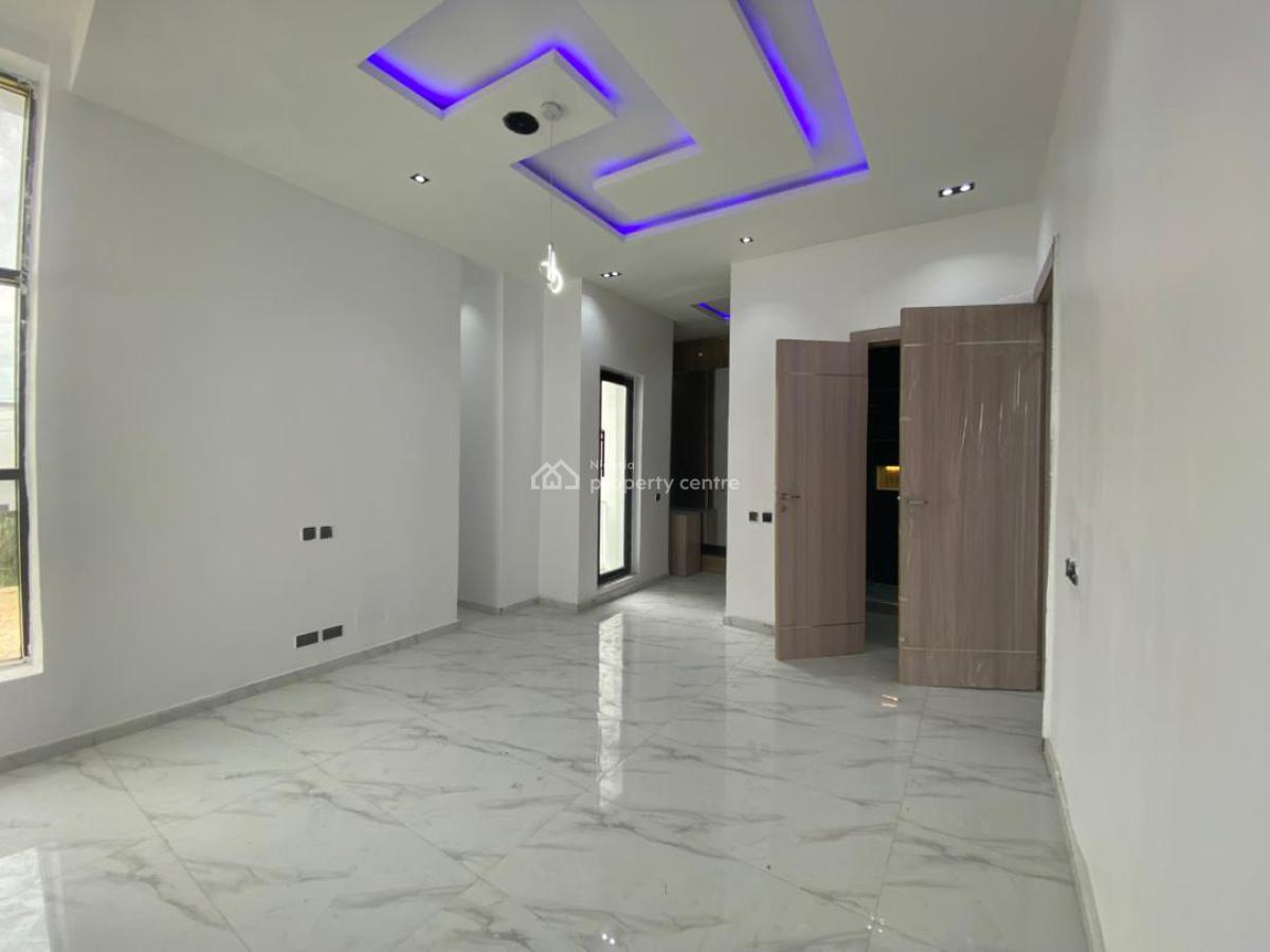 4 Bedrooms Detached Duplex with Bq, Chevron, Lekki Lagos, Lekki, Lagos, Detached Duplex for Sale