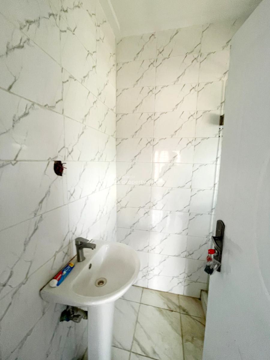 Luxury 3bedroom Block of Flat with Bq in an Estate, Katampe Main Behind Aso Radio, Katampe, Abuja, Flat / Apartment for Rent
