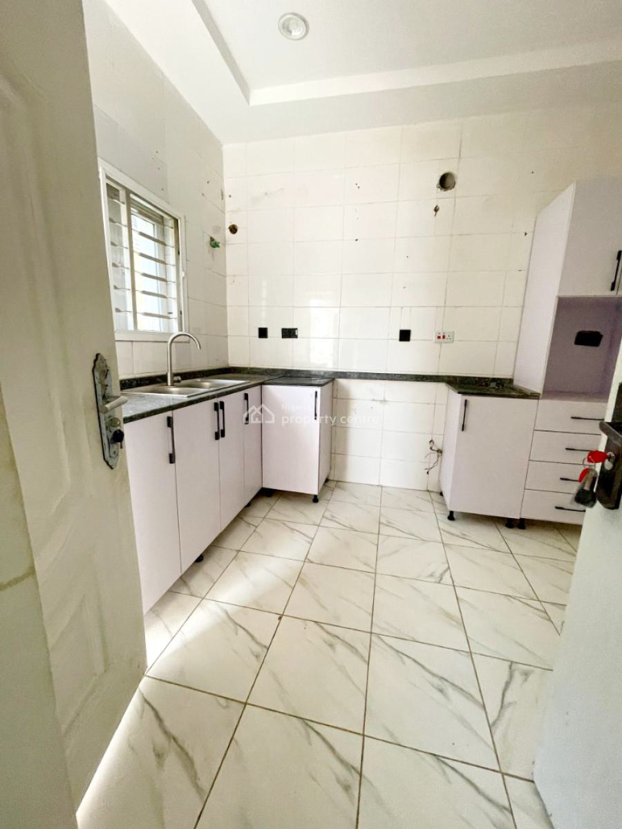 Luxury 3 Bedrooms Flat with Bq in an Estate, Behind Aso Radio, Katampe (main), Katampe, Abuja, Flat / Apartment for Rent