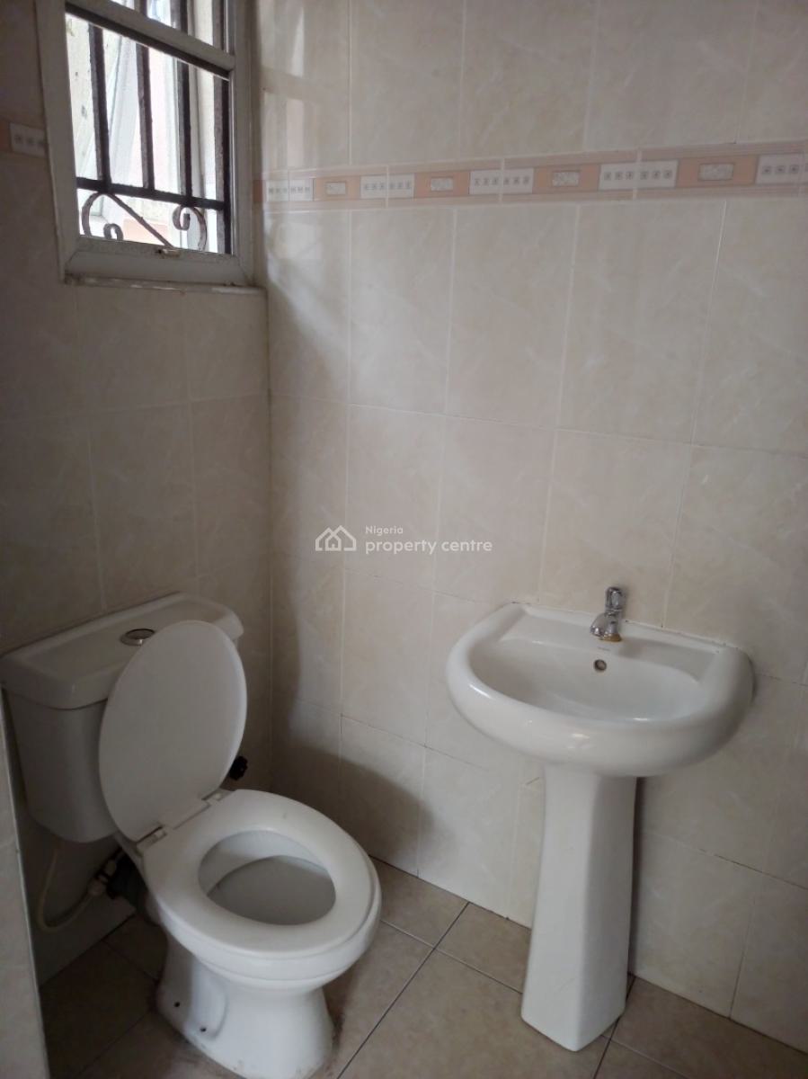 One Room Self Contain with Big Kitchen, Idado Estate, Lekki, Lagos, Self Contain (single Rooms) for Rent