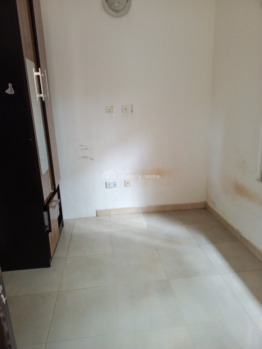 One Room Self Contain with Big Kitchen, Idado Estate, Lekki, Lagos, Self Contain (single Rooms) for Rent
