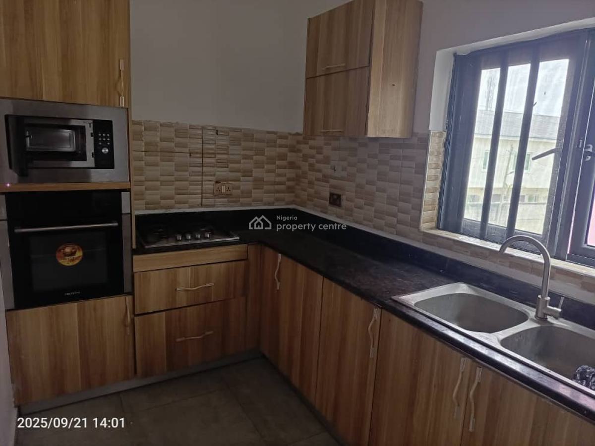 a Spacious and Neat Room and Parlour, Ikate, Lekki, Lagos, Mini Flat (room and Parlour) for Rent