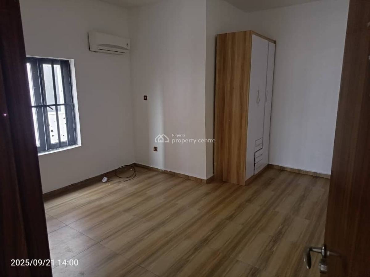 a Spacious and Neat Room and Parlour, Ikate, Lekki, Lagos, Mini Flat (room and Parlour) for Rent