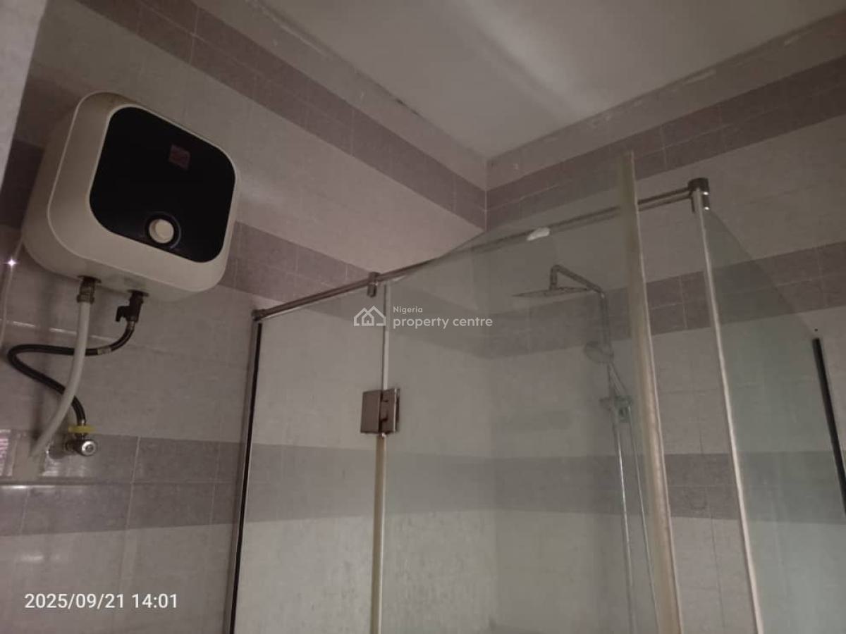 a Spacious and Neat Room and Parlour, Ikate, Lekki, Lagos, Mini Flat (room and Parlour) for Rent