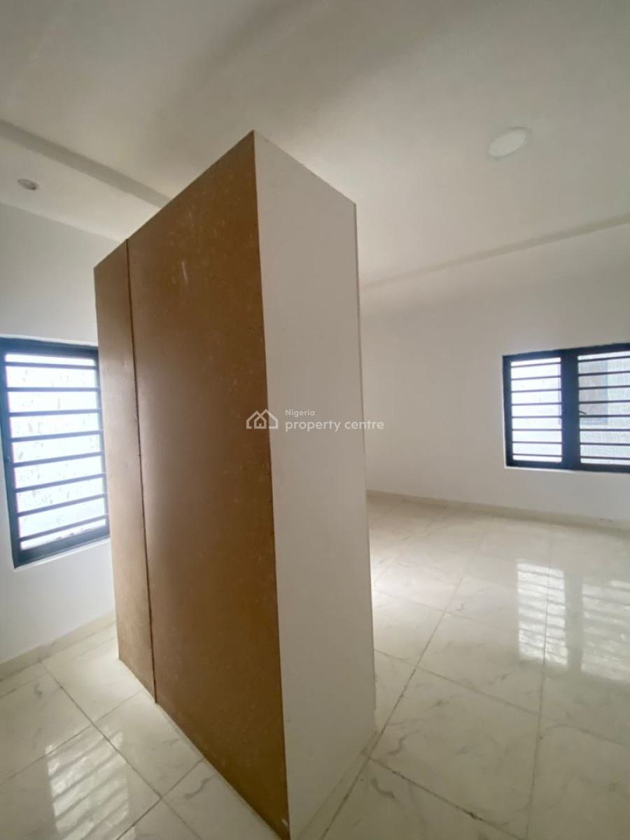2-bedroom Apartment, Lekki Phase 1, Lekki, Lagos, Flat / Apartment for Sale