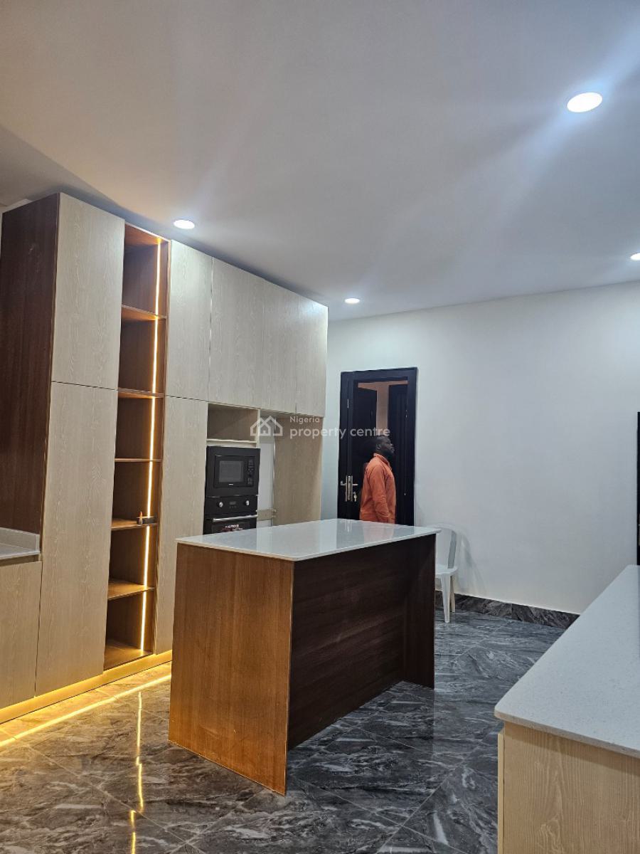 3 Bedrooms Massonette with Bq, Glover, Ikoyi, Lagos, Flat / Apartment for Rent