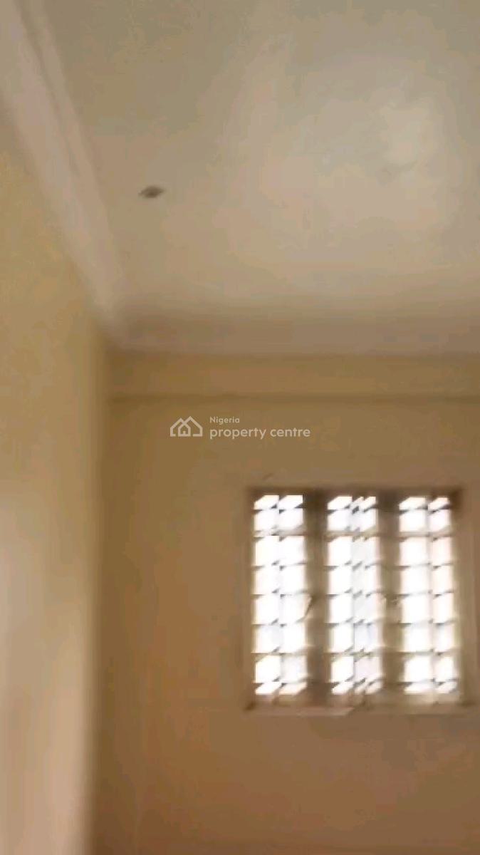 Standard and Executive 2 Bedroom Flat, Adekunle, Adekunle, Yaba, Lagos, Flat / Apartment for Rent