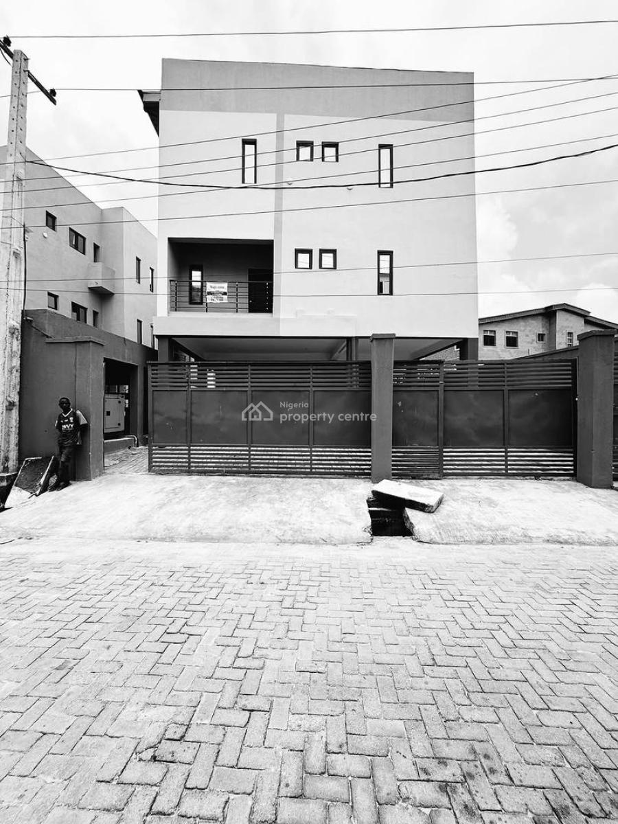 Luxury 2bedroom Apartment Upstairs, Ologolo Lekki Lagos, Lekki, Lagos, Flat / Apartment for Rent