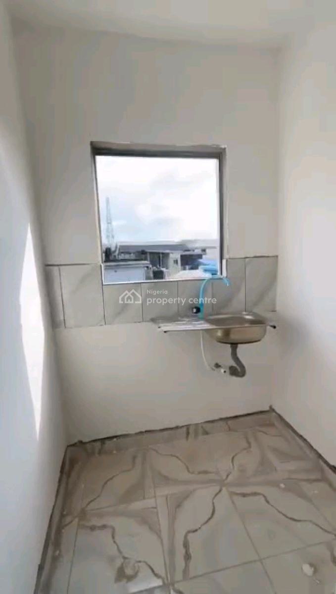 Newly Built Mini Flat, Shomolu, Shomolu, Lagos, Mini Flat (room and Parlour) for Rent