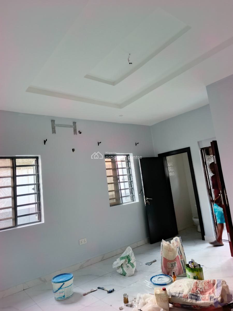 Smart Spacious Conducive Mini Flat (room and Parlor), in Estate at Ogombo Abraham Adesanya Axis, Ajah Lagos., Ajah, Lagos, Mini Flat (room and Parlour) for Rent