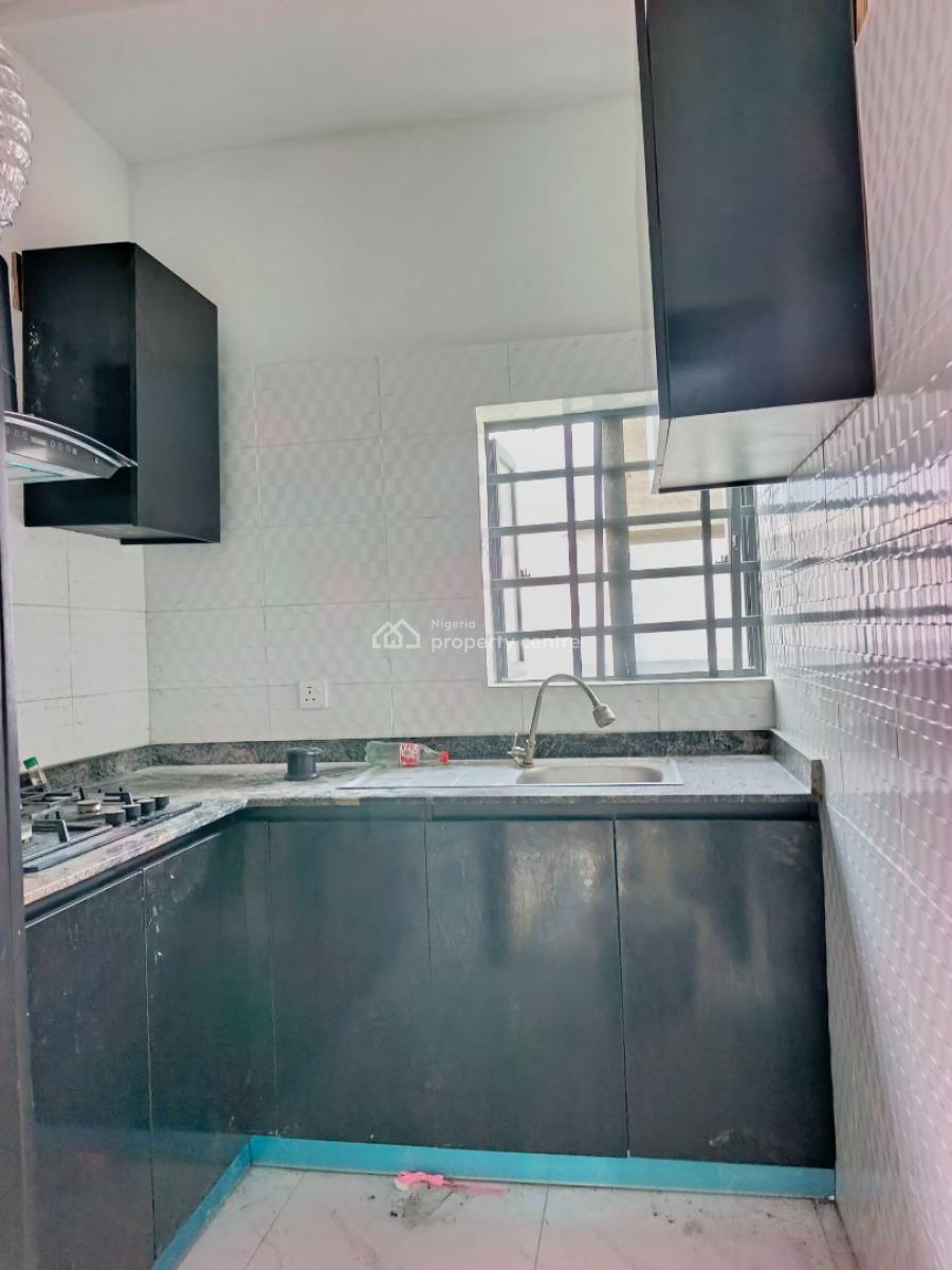 Smart Spacious Conducive Mini Flat (room and Parlor), in Estate at Ogombo Abraham Adesanya Axis, Ajah Lagos., Ajah, Lagos, Mini Flat (room and Parlour) for Rent