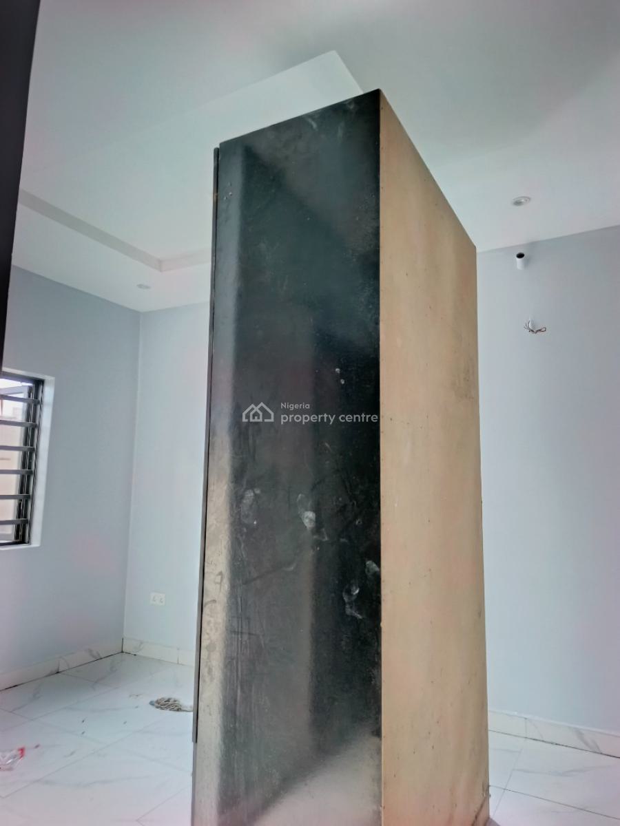 Smart Spacious Conducive Mini Flat (room and Parlor), in Estate at Ogombo Abraham Adesanya Axis, Ajah Lagos., Ajah, Lagos, Mini Flat (room and Parlour) for Rent