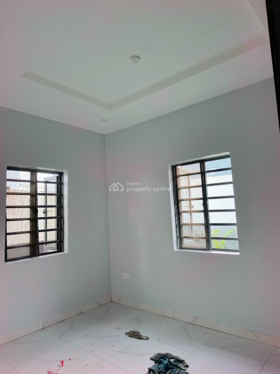Smart Spacious Conducive Mini Flat (room and Parlor), in Estate at Ogombo Abraham Adesanya Axis, Ajah Lagos., Ajah, Lagos, Mini Flat (room and Parlour) for Rent