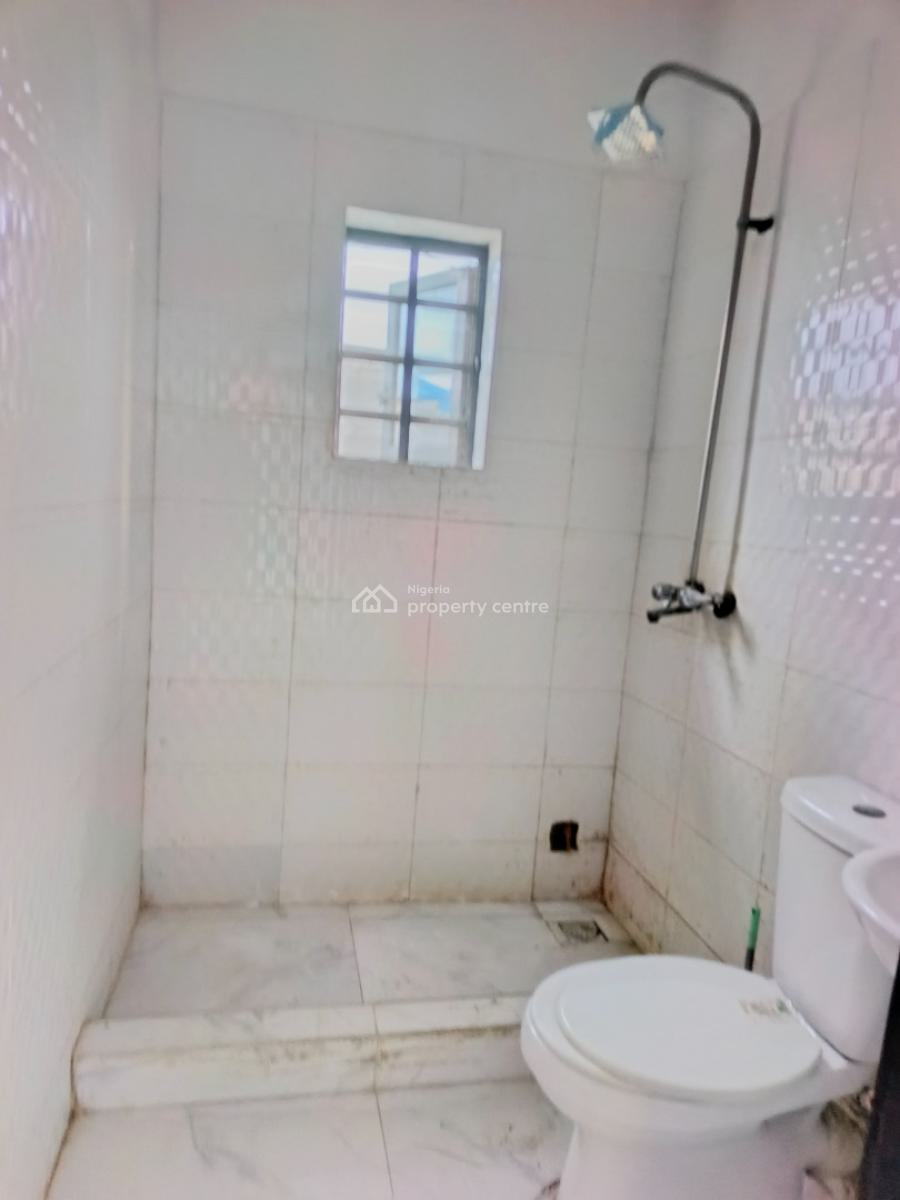 Smart Spacious Conducive Mini Flat (room and Parlor), in Estate at Ogombo Abraham Adesanya Axis, Ajah Lagos., Ajah, Lagos, Mini Flat (room and Parlour) for Rent