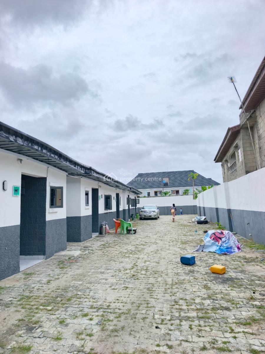 Smart Spacious Conducive Mini Flat (room and Parlor), in Estate at Ogombo Abraham Adesanya Axis, Ajah Lagos., Ajah, Lagos, Mini Flat (room and Parlour) for Rent