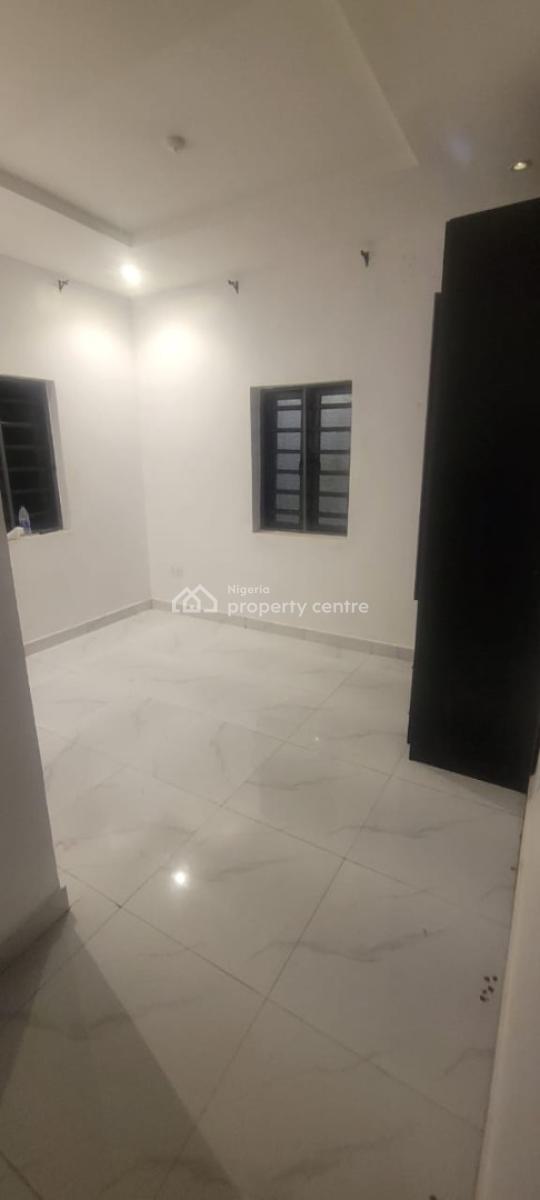 Smart Spacious Conducive Mini Flat (room and Parlor), Abraham Adesanya Axis, Ogombo, Ajah, Lagos, Mini Flat (room and Parlour) for Rent