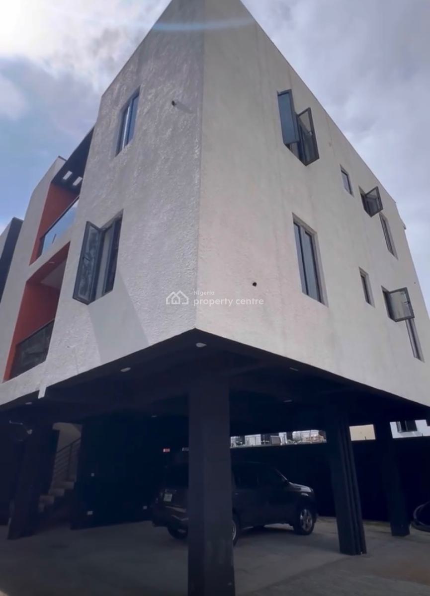 Lovely 2 Bedroom, Itedo Estate By Purple Mall, Freedom Way, Lekki Phase 1, Lekki, Lagos, Flat / Apartment for Sale