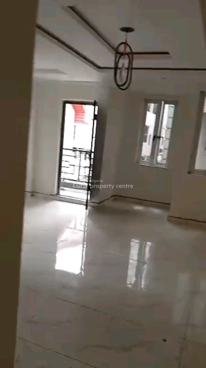 Newly Built 2-bedroom Flat, Onike, Onike, Yaba, Lagos, Flat / Apartment for Rent