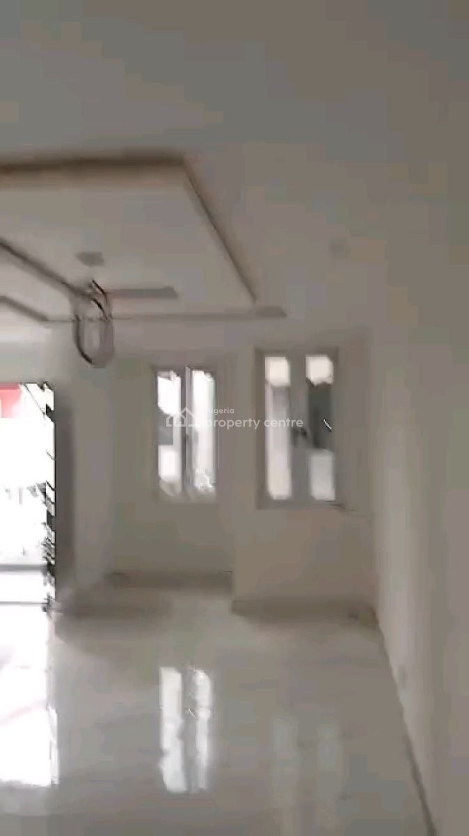 Newly Built 2-bedroom Flat, Onike, Onike, Yaba, Lagos, Flat / Apartment for Rent