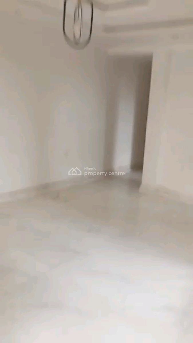Newly Built 2-bedroom Flat, Onike, Onike, Yaba, Lagos, Flat / Apartment for Rent