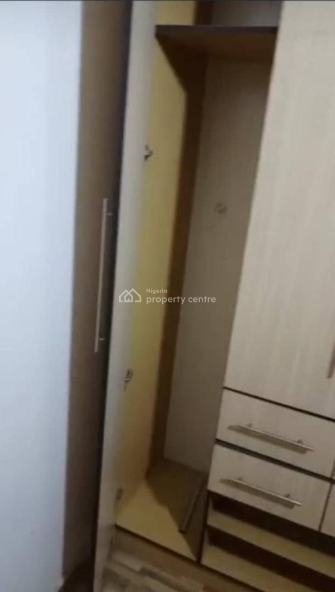 Lovely 3bedroom Flat, Arowojobe Estate, Mende, Maryland, Lagos, Flat / Apartment for Rent