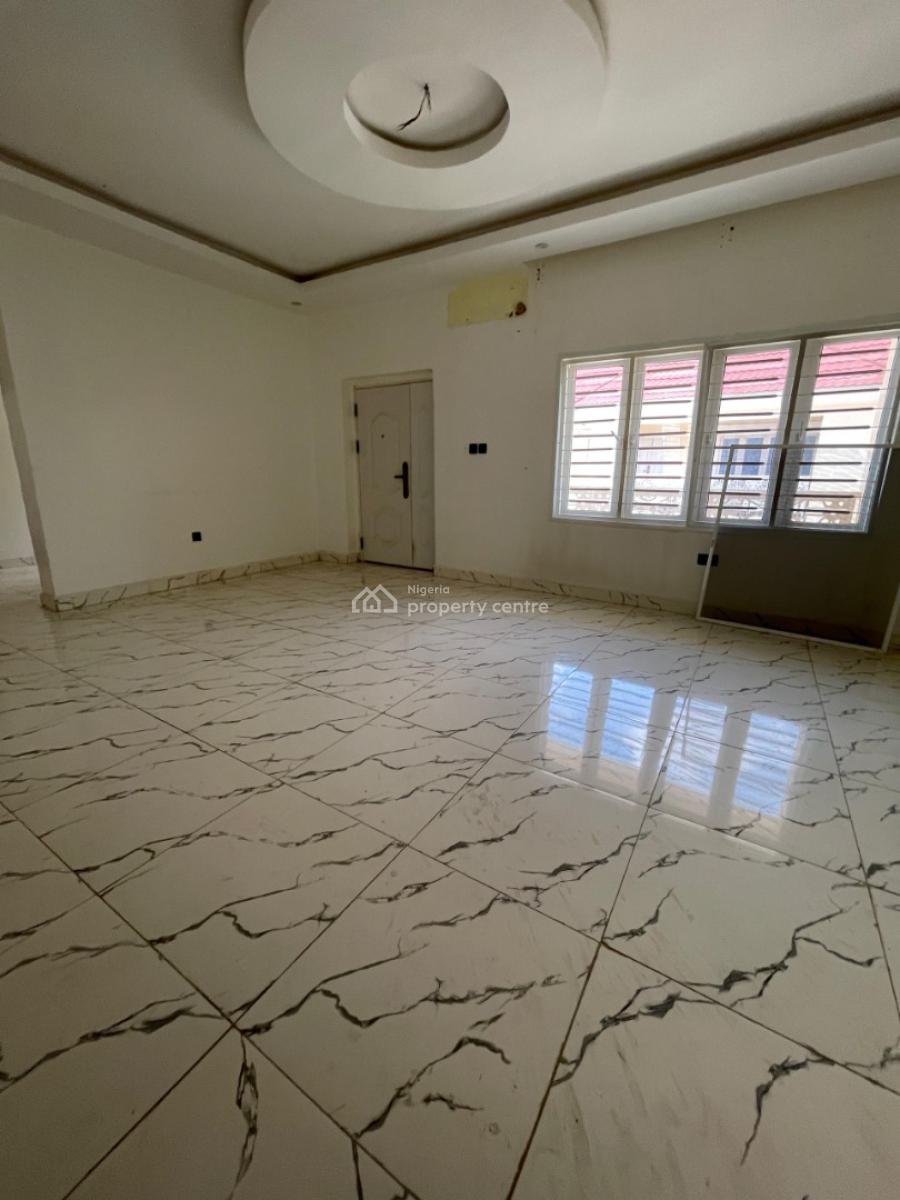 Well Built 3 Bedroom Flat with Bq, in an Estate at Katampe Main, Katampe, Abuja, Flat / Apartment for Rent