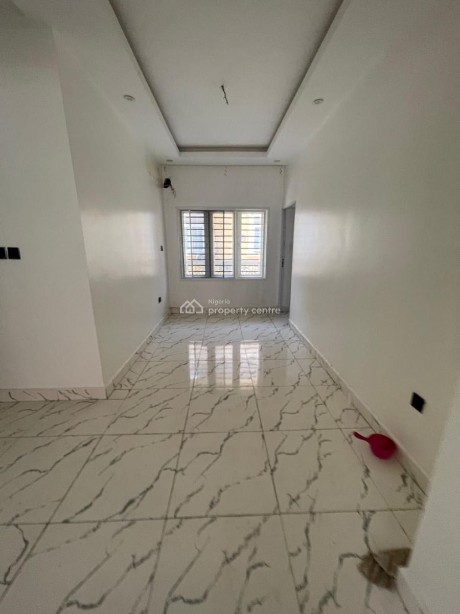 Well Built 3 Bedroom Flat with Bq, in an Estate at Katampe Main, Katampe, Abuja, Flat / Apartment for Rent
