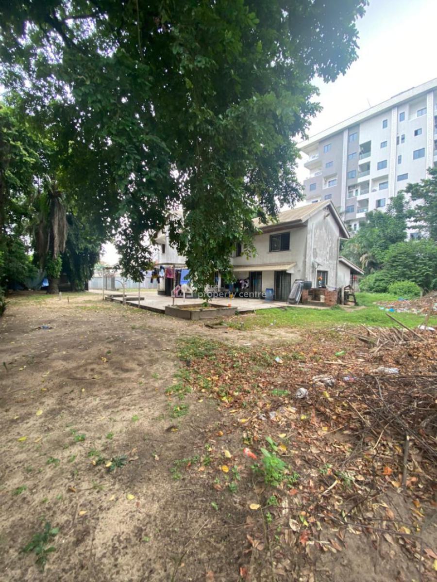 4 Bedroom Full Detached with 4 Rooms Bq on 3158sqm, Old Ikoyi, Ikoyi, Lagos, Detached Duplex for Rent