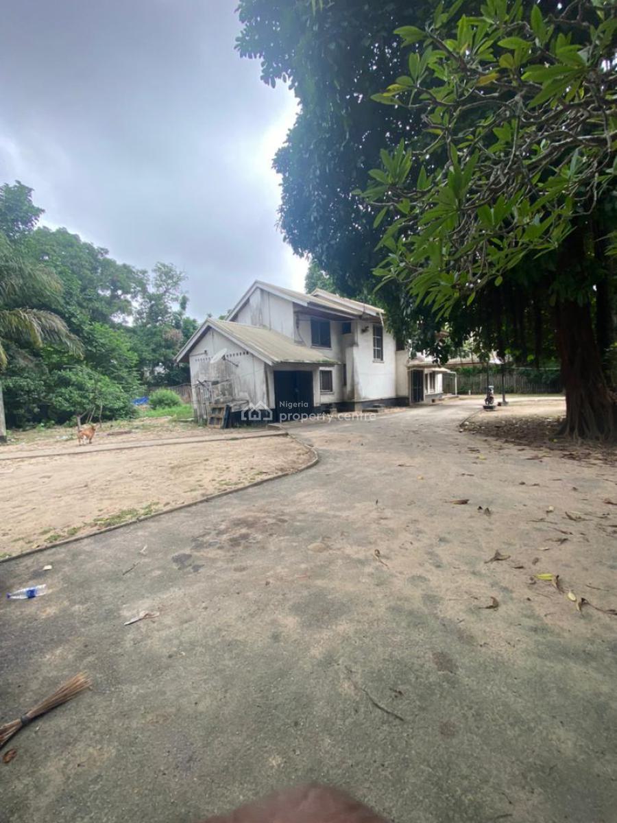4 Bedroom Full Detached with 4 Rooms Bq on 3158sqm, Old Ikoyi, Ikoyi, Lagos, Detached Duplex for Rent