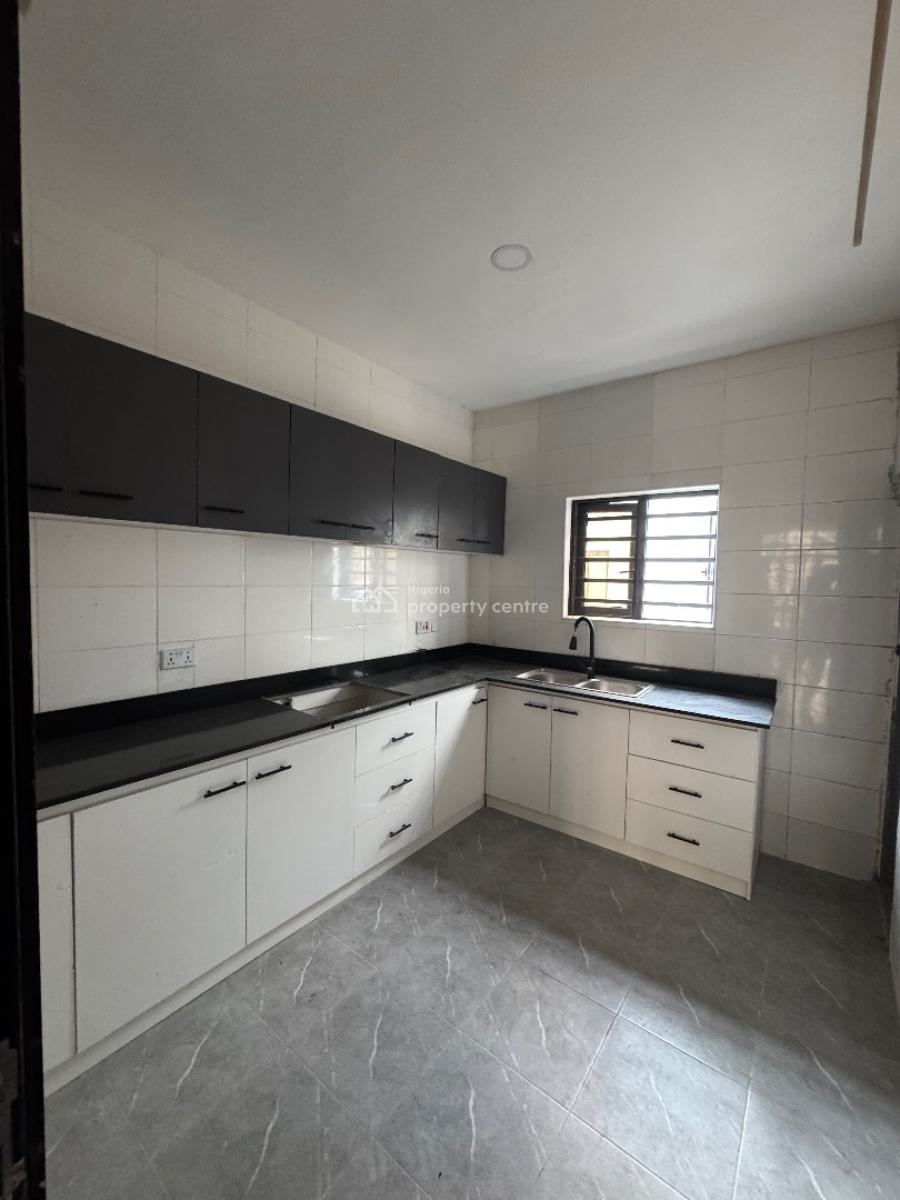 Brand New 2 Bedroom Apartment, Ologolo, Lekki, Lagos, Flat / Apartment for Rent