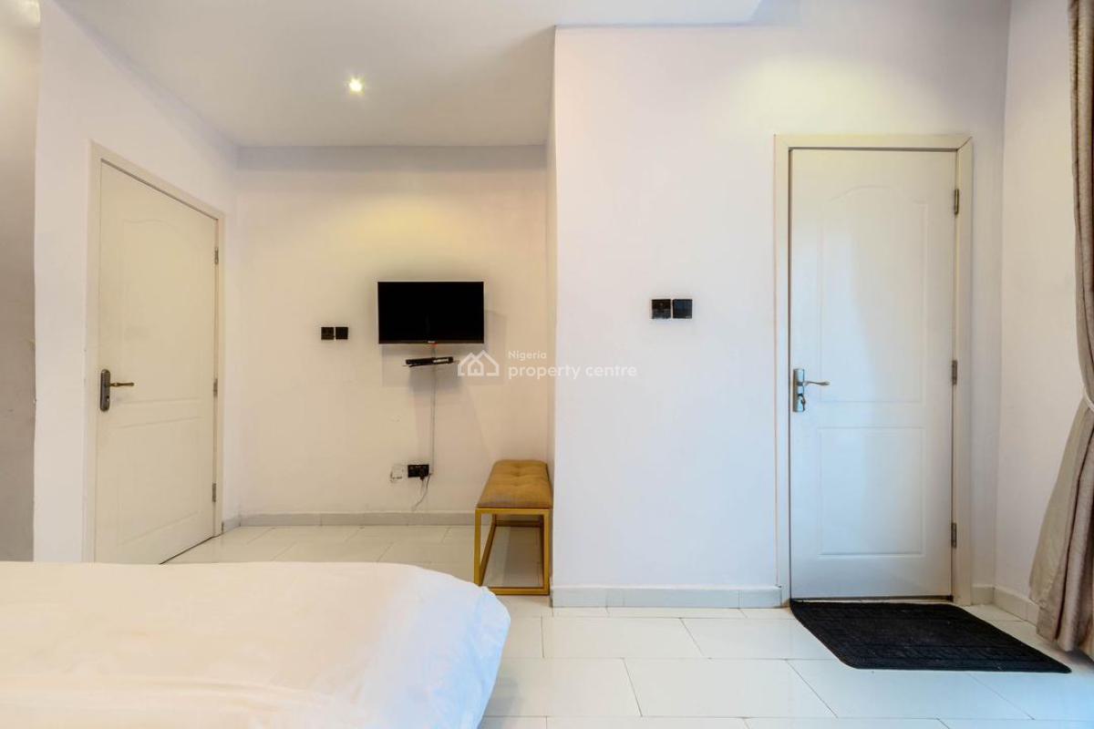 Luxury 2 Bedroom Apartment with Swimming Pool and Excellent Facilities, Chisco, Ikate, Lekki, Lagos, Flat / Apartment Short Let