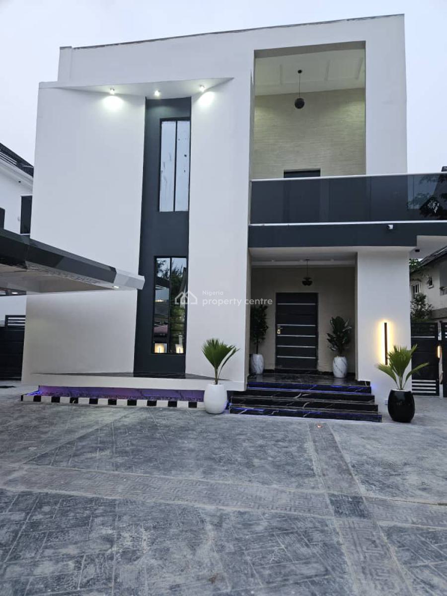 5 Bedrooms Detached House with 2 Rooms Bq, Chevron Drive. Charlton Gate, Lekki Phase 1, Lekki, Lagos, Detached Duplex for Sale