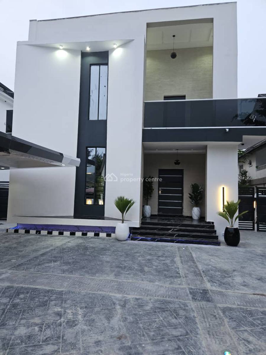 5 Bedrooms Detached House with 2 Rooms Bq, Chevron Drive. Charlton Gate, Lekki Phase 1, Lekki, Lagos, Detached Duplex for Sale