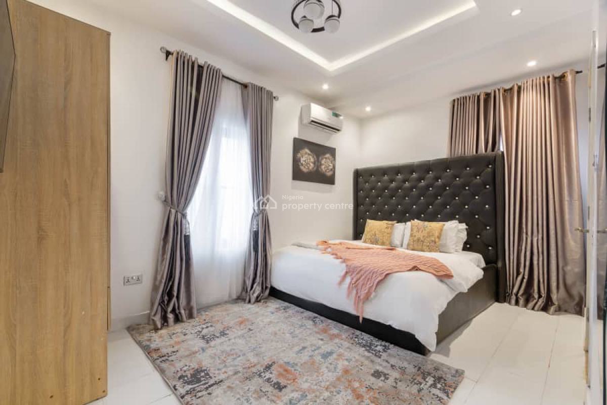 Luxury 2 Bedroom Apartment with Ps5 & Swimming Pool, Chisco, Ikate, Lekki, Lagos, Flat / Apartment Short Let