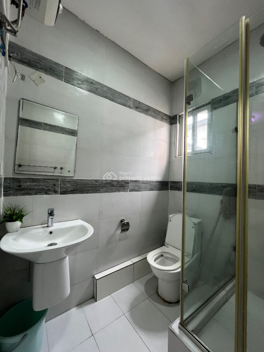 Well Stylish Furnished Studio Room, Royal Pine Gate 1 Orchid Road, Lekki Phase 2, Lekki, Lagos, Self Contain (single Rooms) Short Let