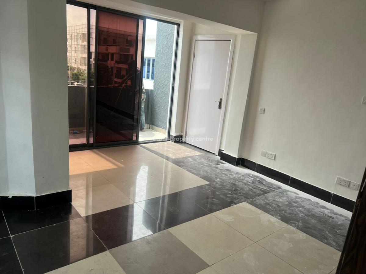 Serviced and Standard 2bed Flat  Upstairs, Lekki Right, Lekki Phase 1, Lekki, Lagos, Flat / Apartment for Rent