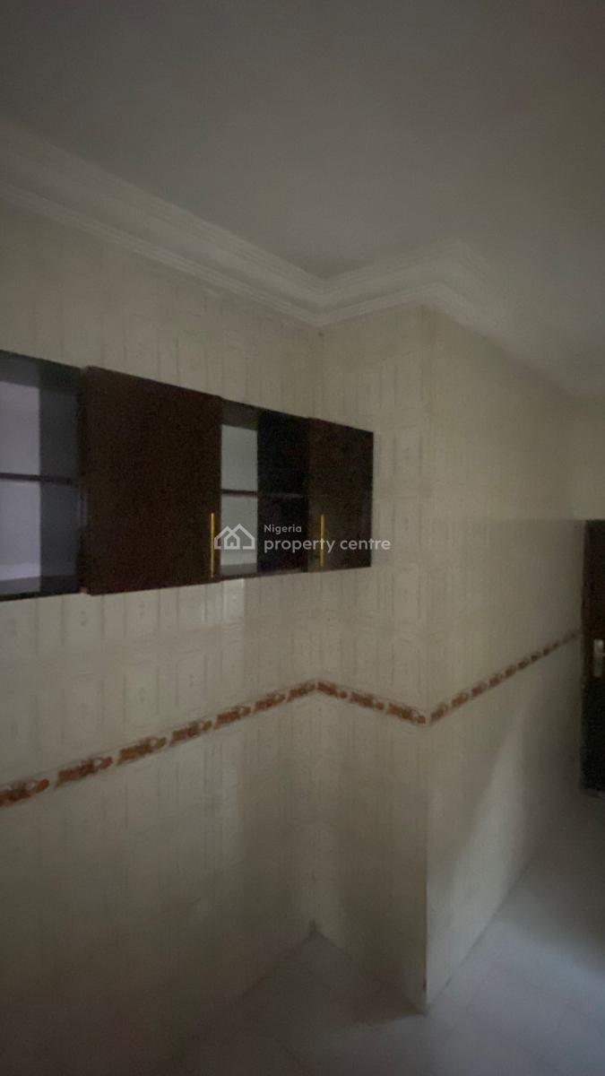Very Massive and Spacious Three (3) Bedroom Bungalow with Dining, Efab Estate, Lokogoma District, Abuja, Flat / Apartment for Rent