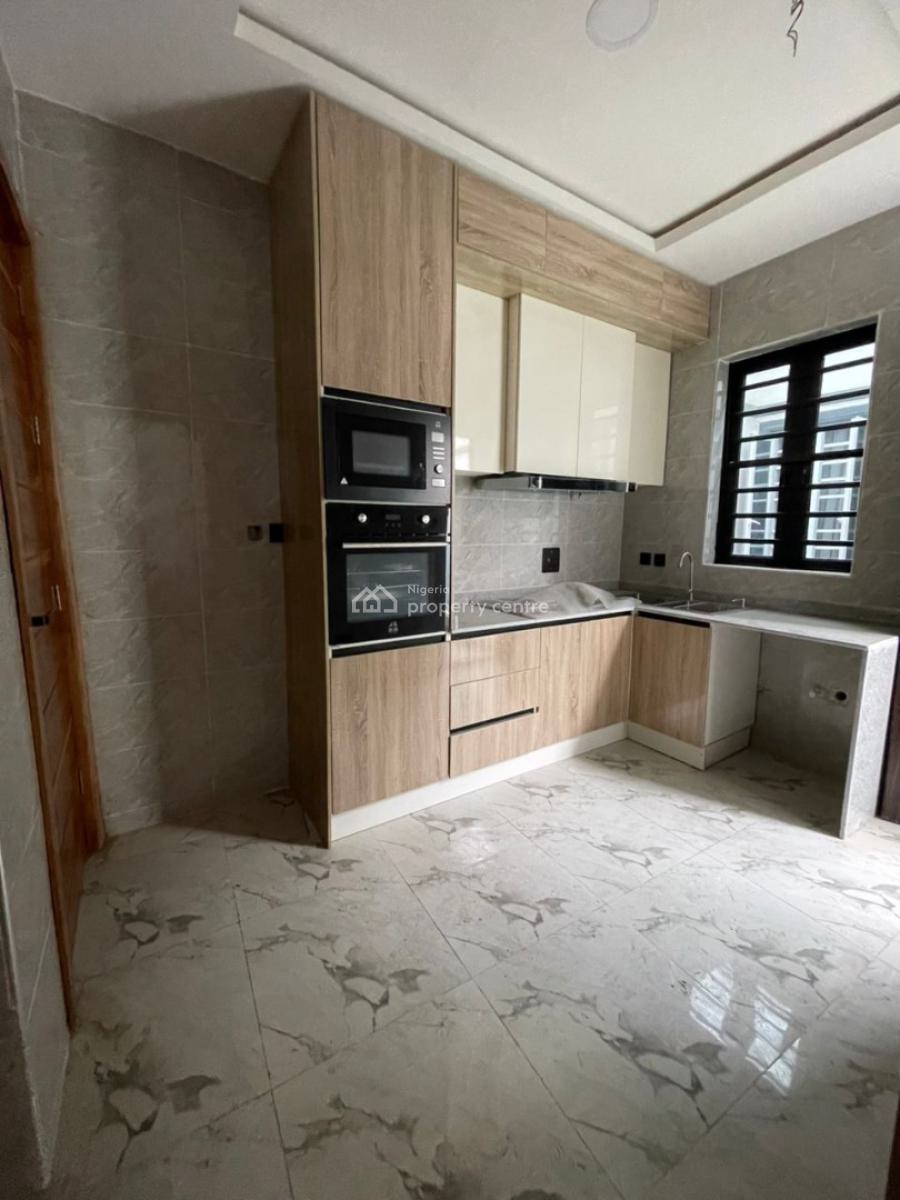 Exquisite 2 Bedroom Apartment, Orchid Road, Lekki, Lagos, Flat / Apartment for Rent