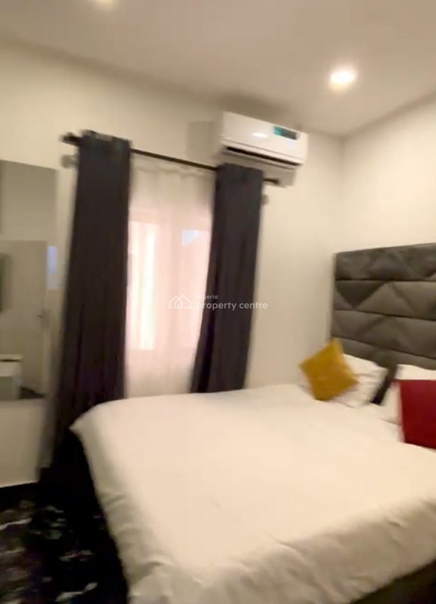 Nicely Furnished 1 Bedroom Apartment, Ogbunike Street, Lekki Phase 1, Lekki, Lagos, Flat / Apartment Short Let