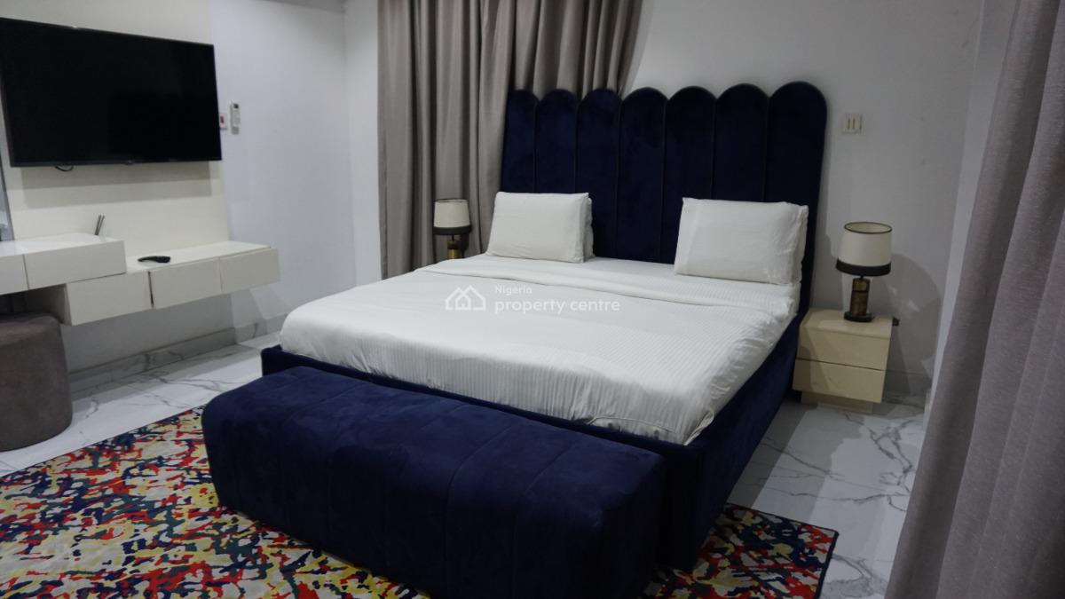Nicely Furnished 6 Bedroom Apartment, Grace Anjos Street, Lekki Phase 1, Lekki, Lagos, Flat / Apartment Short Let